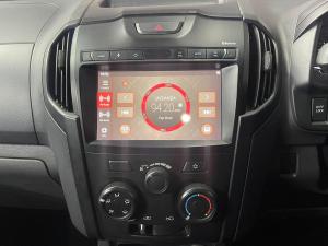 Isuzu D-Max 250 double cab 4x4 Hi-Ride - Image 16