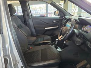 Nissan Magnite 1.0 Turbo Acenta Plus auto - Image 10