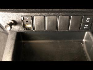 Toyota Hilux 2.4GD-6 single cab 4x4 Raider manual - Image 29
