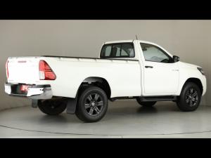 Toyota Hilux 2.4GD-6 single cab 4x4 Raider manual - Image 2