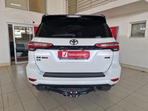 Toyota Fortuner 2.8GD-6 4x4 VX - Image 5