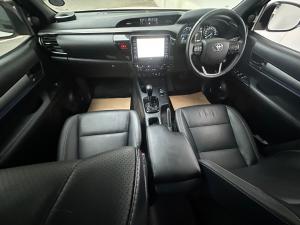 Toyota Hilux 2.8GD-6 48V double cab 4x4 Legend - Image 6