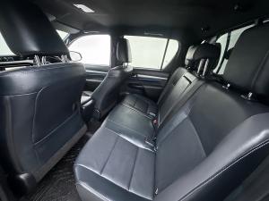 Toyota Hilux 2.8GD-6 48V double cab 4x4 Legend - Image 17