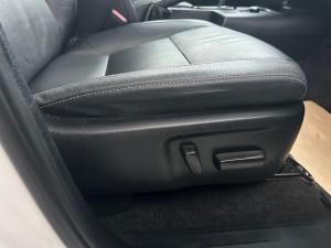 Toyota Hilux 2.8GD-6 48V double cab 4x4 Legend - Image 18