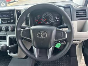 Toyota Quantum 2.8 LWB panel van - Image 8