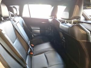Toyota Corolla Cross 1.8 Hybrid XS - Image 13
