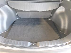 Toyota Corolla Cross 1.8 Hybrid XS - Image 14