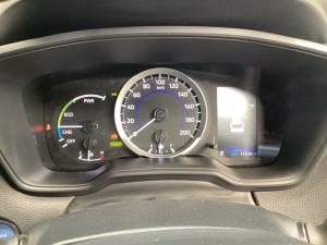Toyota Corolla Cross 1.8 Hybrid XS - Image 11