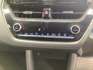 Toyota Corolla Cross 1.8 Hybrid XS - Image 16