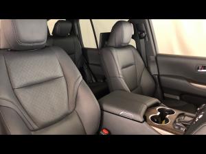 Toyota Land Cruiser 300 3.3D ZX - Image 31