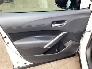 Toyota Corolla Cross 1.8 Hybrid XR - Image 25