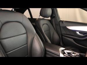 Mercedes-Benz C-Class C220d - Image 31