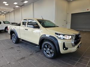 Toyota Hilux 2.4GD-6 Xtra cab Raider manual - Image 1