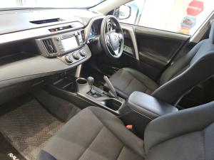 Toyota RAV4 2.0 GX auto - Image 7