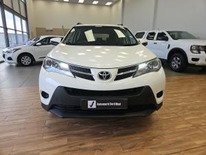 Toyota RAV4 2.0 GX auto - Image 4