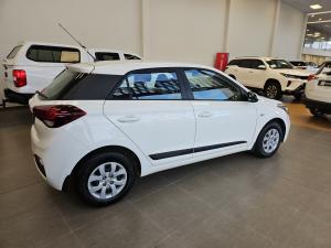 Hyundai i20 1.2 Motion - Image 2