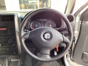Suzuki Jimny 1.3 - Image 8