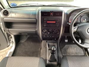Suzuki Jimny 1.3 - Image 12