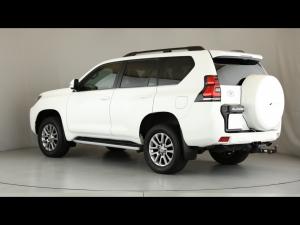Toyota Land Cruiser Prado 4.0 VX-L - Image 8