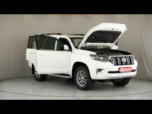 Toyota Land Cruiser Prado 4.0 VX-L - Image 14