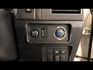 Toyota Land Cruiser Prado 4.0 VX-L - Image 27