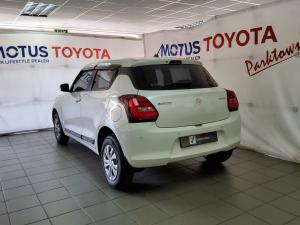 Suzuki Swift 1.2 GL manual - Image 12