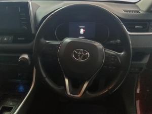 Toyota RAV4 2.0 VX - Image 8