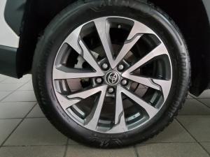 Toyota Corolla Cross 1.8 Hybrid XR - Image 9