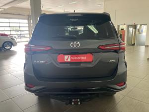 Toyota Fortuner 2.4GD-6 4x4 - Image 5