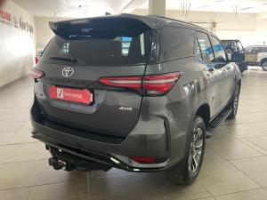 Toyota Fortuner 2.4GD-6 4x4 - Image 2