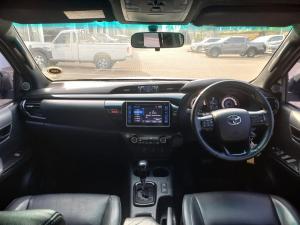 Toyota Hilux 2.8GD-6 double cab Raider auto - Image 6