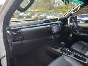 Toyota Hilux 2.8GD-6 double cab Raider auto - Image 7