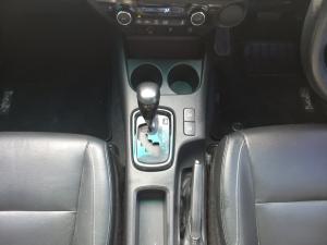 Toyota Hilux 2.8GD-6 double cab Raider auto - Image 12