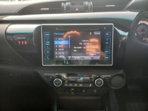 Toyota Hilux 2.8GD-6 double cab Raider auto - Image 13