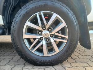 Toyota Hilux 2.8GD-6 double cab Raider auto - Image 16