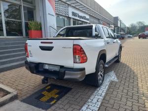 Toyota Hilux 2.8GD-6 double cab Raider auto - Image 2