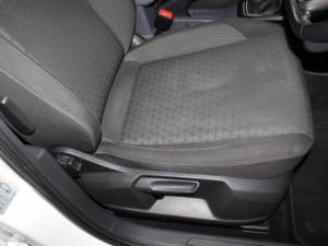 Volkswagen T-CROSS 1.0 TSI Comfortline DSG - Image 17