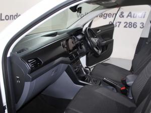Volkswagen T-CROSS 1.0 TSI Comfortline DSG - Image 18