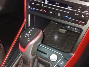 Volkswagen Polo 2.0 GTI DSG - Image 12