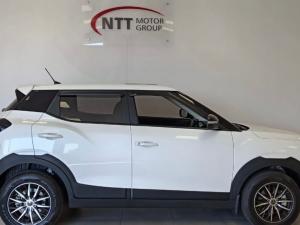 Mahindra XUV3XO 1.2T MX3 automatic - Image 5