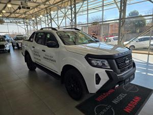 Nissan Navara 2.5DDTI Stealth automatic - Image 15