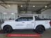 Nissan Navara 2.5DDTI Stealth automatic - Thumbnail 3