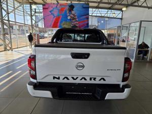 Nissan Navara 2.5DDTI Stealth automatic - Image 4