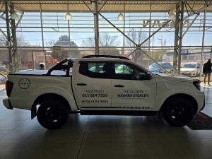 Nissan Navara 2.5DDTI Stealth automatic - Image 6