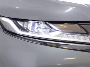 Mitsubishi Pajero Sport 2.4DI-D 4x4 - Image 10