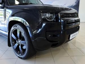 Land Rover Defender 110 D300 X-Dynamic HSE - Image 14