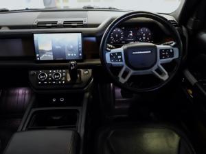 Land Rover Defender 110 D300 X-Dynamic HSE - Image 18