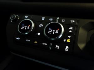 Land Rover Defender 110 D300 X-Dynamic HSE - Image 21