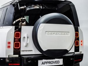 Land Rover Defender 110 D350 X-Dynamic HSE - Image 10