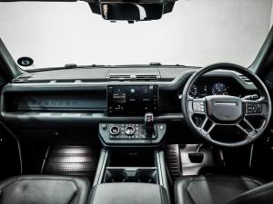 Land Rover Defender 110 D350 X-Dynamic HSE - Image 13